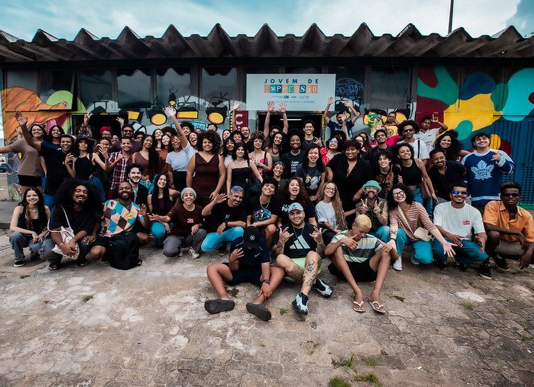 Festival Elemento em Movimento abre inscrições para residências remuneradas de Roadie e Cenografia